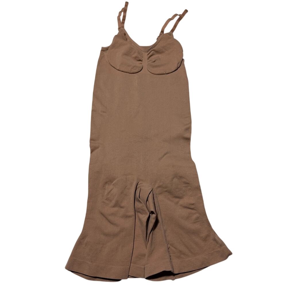 Comfort by Real Seamless Shaping Bodysuit Shorts Beige Large